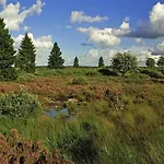 Quiet With Panoramic View And Fenced Garden * 텐빌