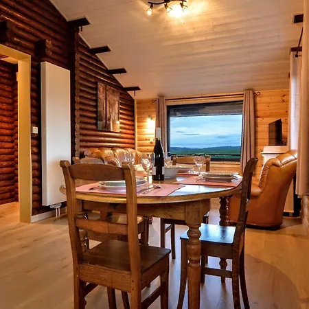 Quiet With Panoramic View And Fenced Garden *